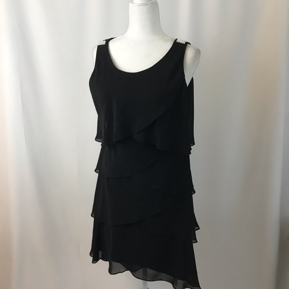 Layered black sleeveless dress (#134)